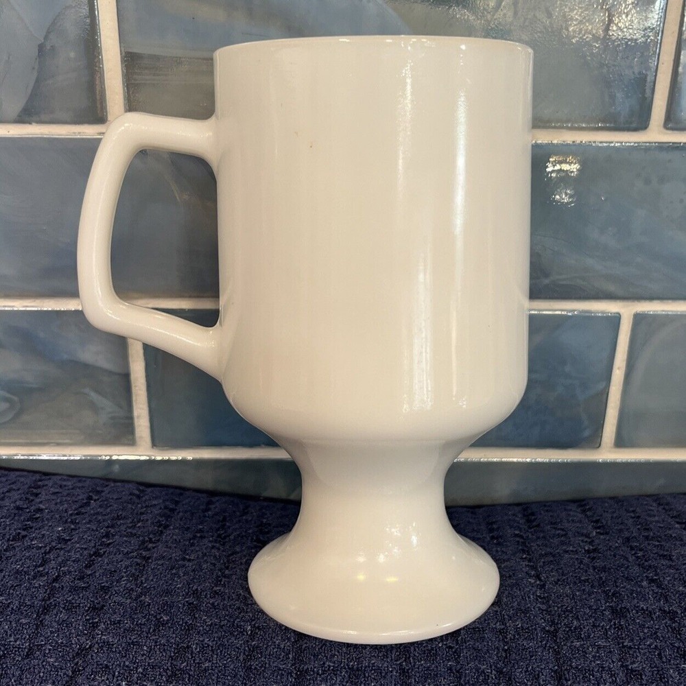 Vintage Walt Disney World Castle "DAD" White Milk Glass Footed Pedestal Mug EUC! - Picture 3 of 6
